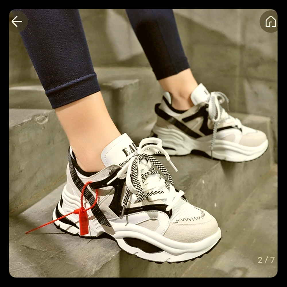 EAF Fashion SHOES Brand New order the wrong size